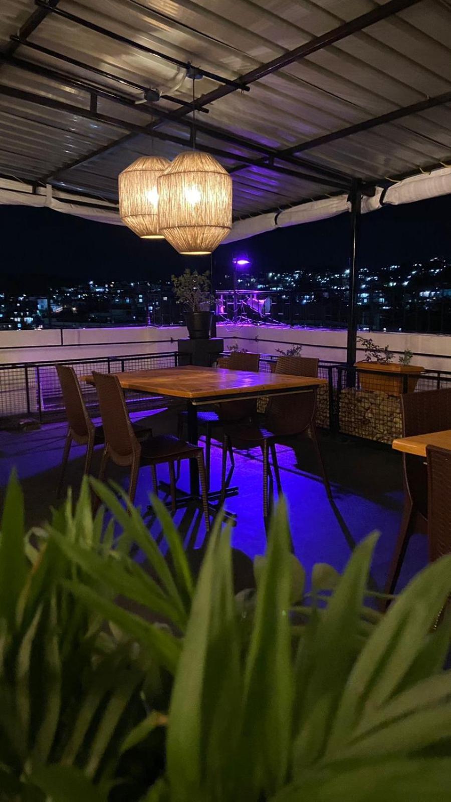 Hotel Travellers Inn Шиллонг Экстерьер фото