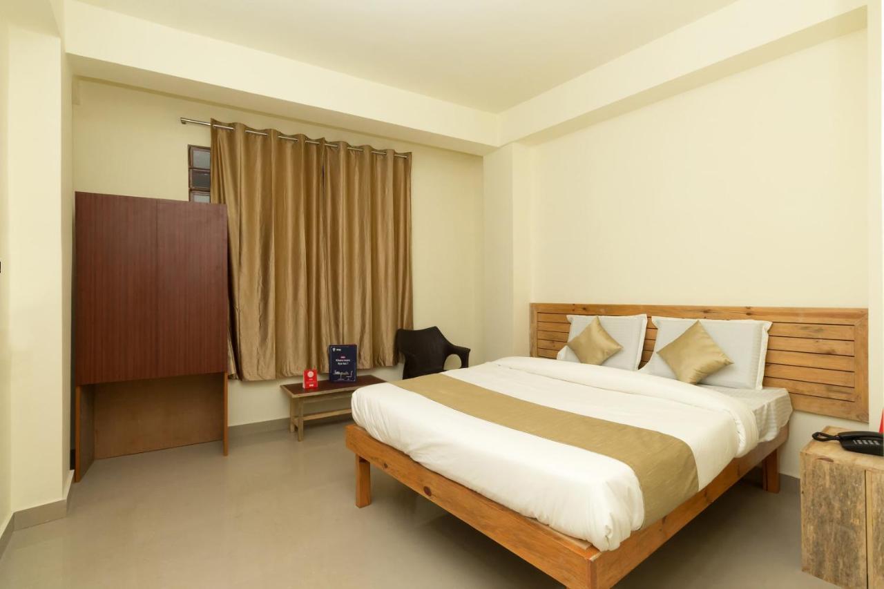 Hotel Travellers Inn Шиллонг Экстерьер фото